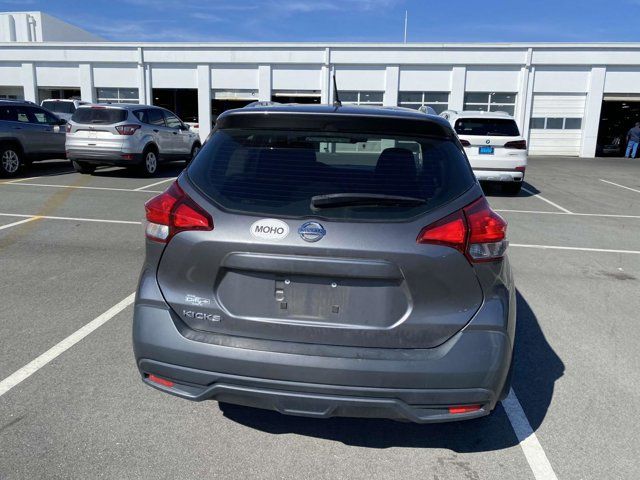 2019 Nissan Kicks S