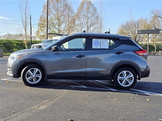 2019 Nissan Kicks S