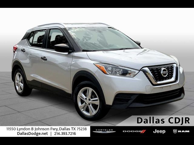 2019 Nissan Kicks S