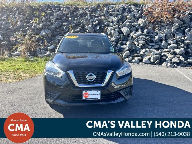 2019 Nissan Kicks S