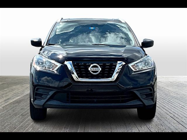 2019 Nissan Kicks S