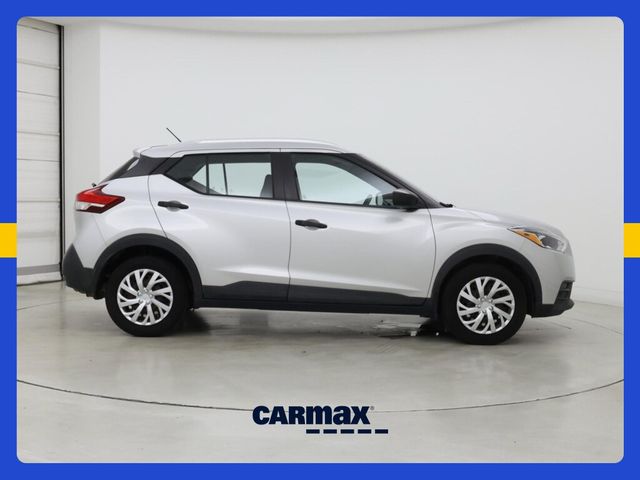 2019 Nissan Kicks S