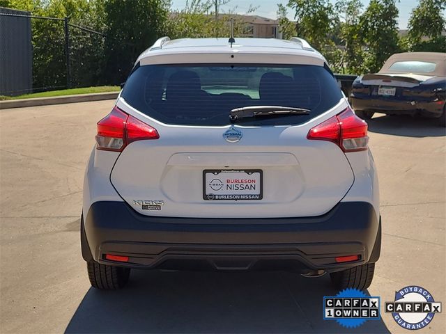 2019 Nissan Kicks S