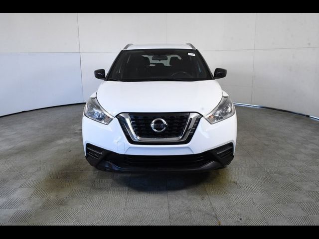 2019 Nissan Kicks S