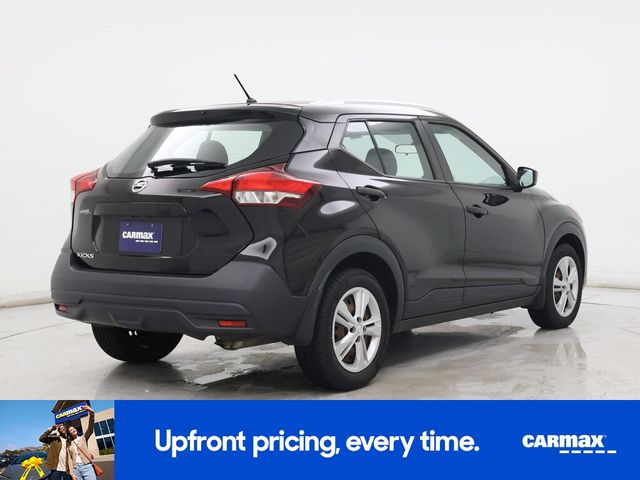 2019 Nissan Kicks S