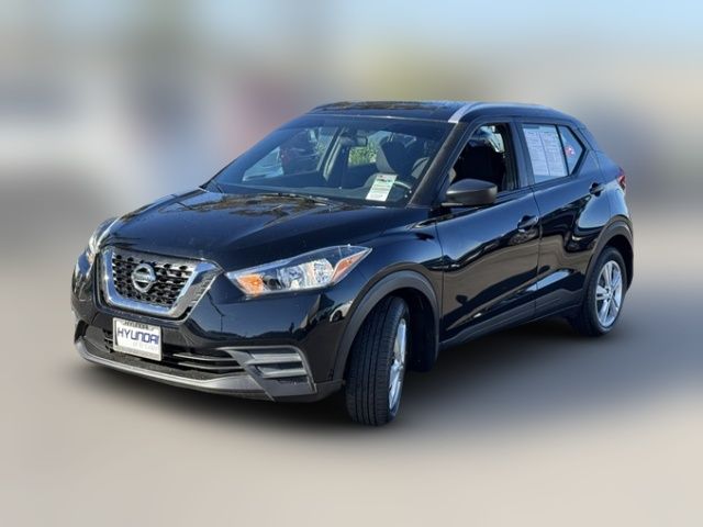 2019 Nissan Kicks S