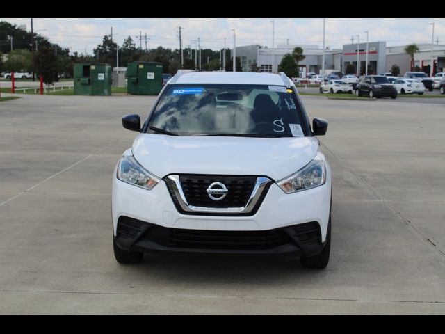 2019 Nissan Kicks S