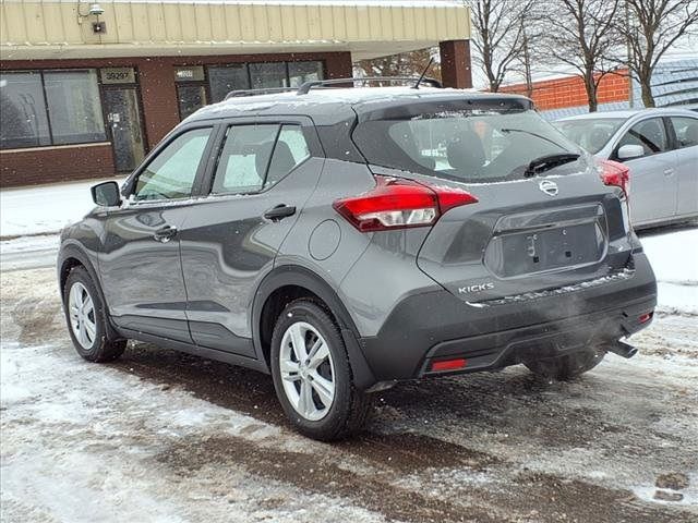 2019 Nissan Kicks S