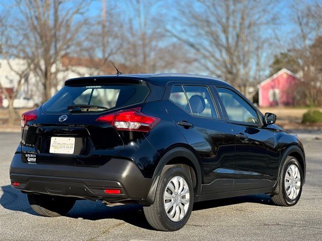 2019 Nissan Kicks S
