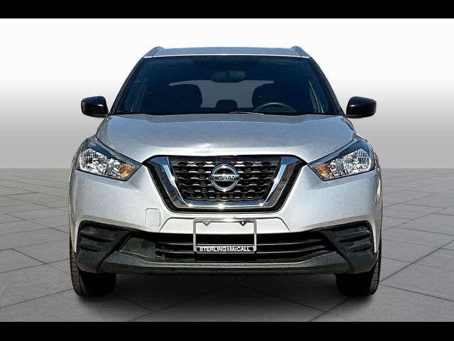 2019 Nissan Kicks S