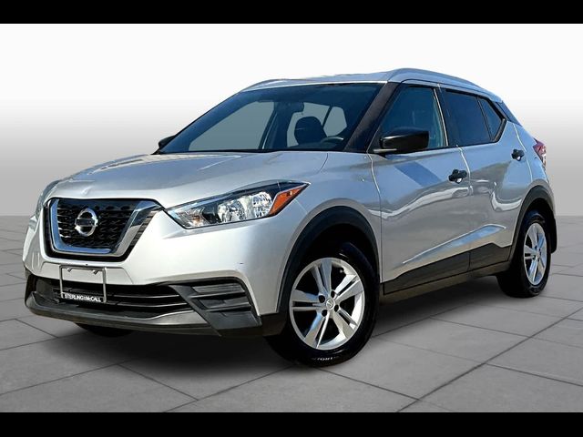 2019 Nissan Kicks S