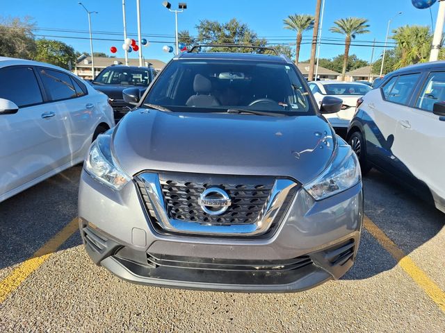 2019 Nissan Kicks S