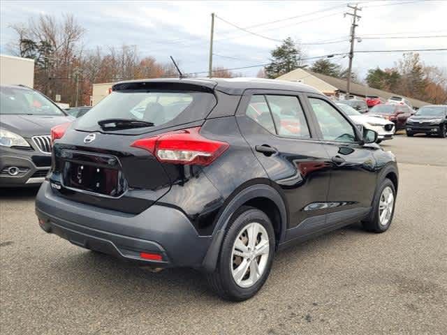 2019 Nissan Kicks S