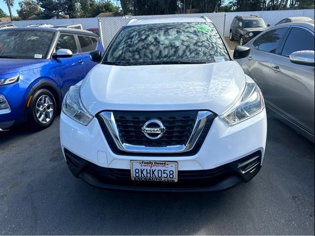 2019 Nissan Kicks S