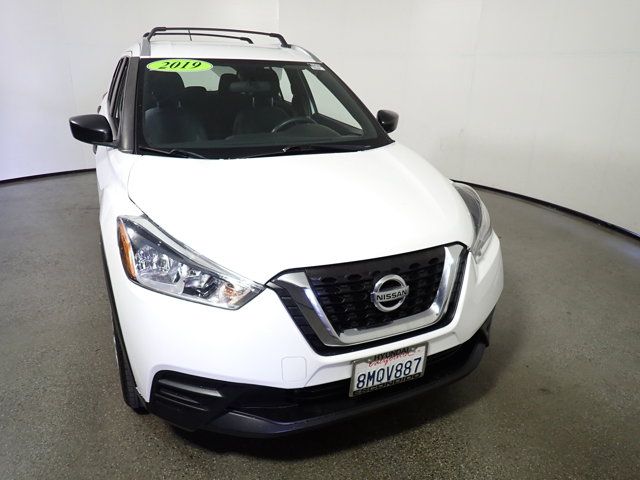 2019 Nissan Kicks S