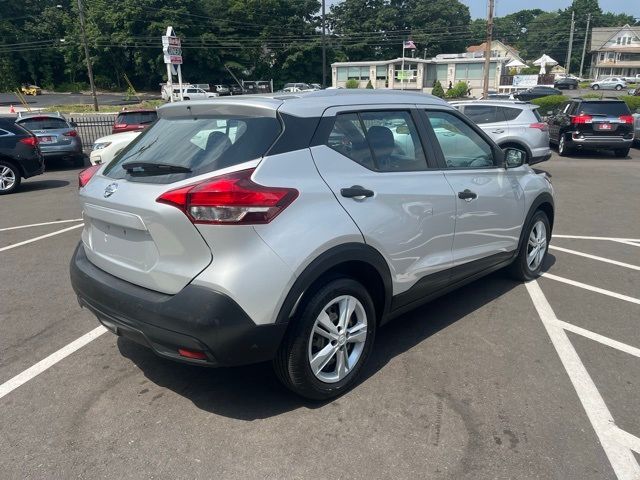 2019 Nissan Kicks S