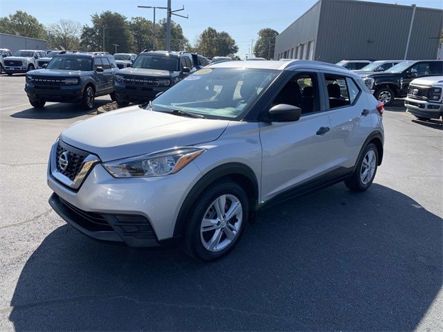 2019 Nissan Kicks S