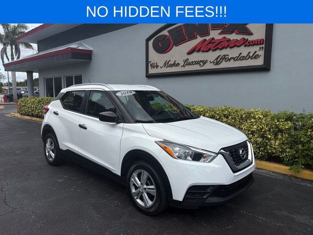 2019 Nissan Kicks S