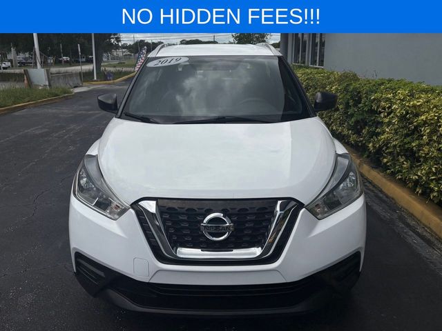 2019 Nissan Kicks S