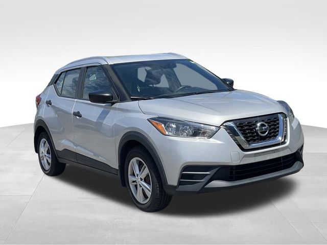 2019 Nissan Kicks S