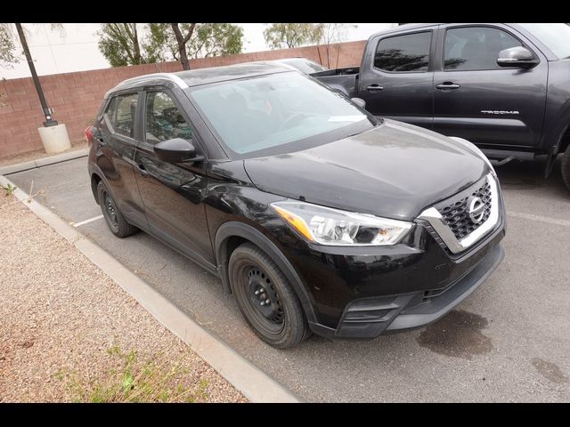 2019 Nissan Kicks S