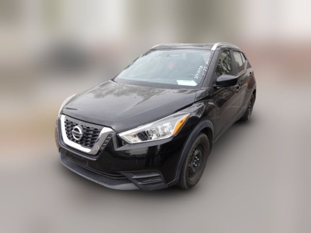 2019 Nissan Kicks S