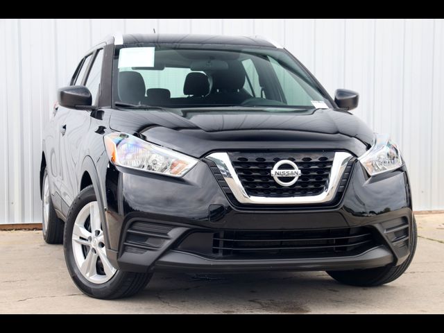 2019 Nissan Kicks S