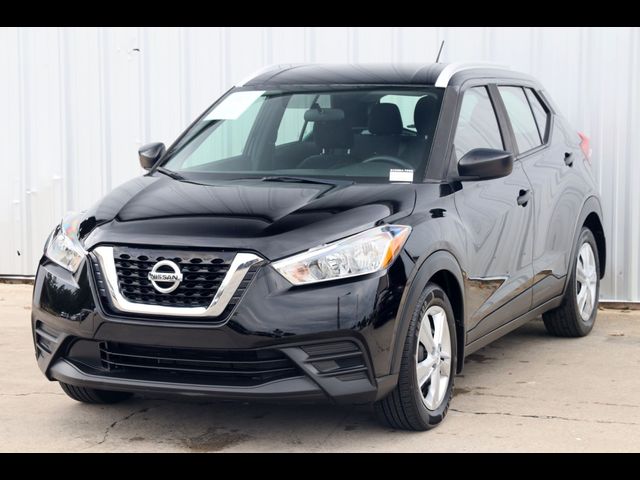 2019 Nissan Kicks S