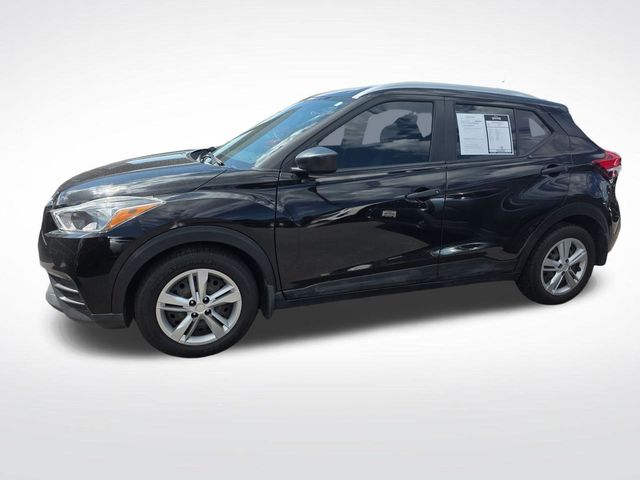 2019 Nissan Kicks S