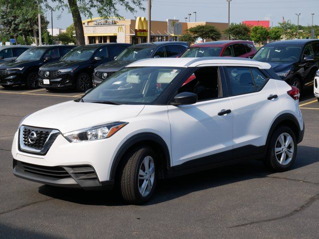 2019 Nissan Kicks S