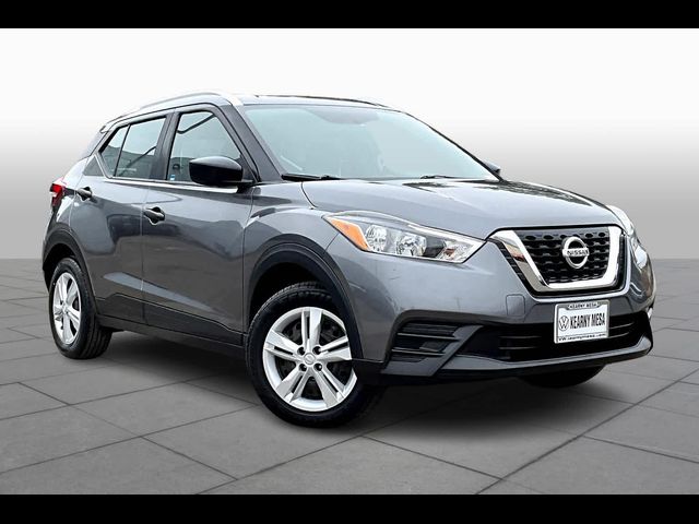 2019 Nissan Kicks S