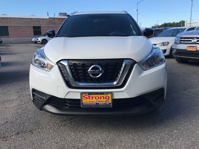 2019 Nissan Kicks S