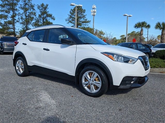 2019 Nissan Kicks S