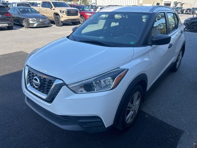 2019 Nissan Kicks S