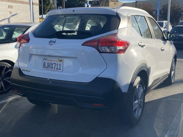 2019 Nissan Kicks S