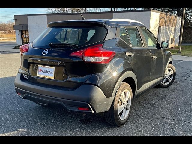 2019 Nissan Kicks S