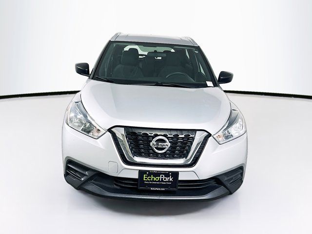 2019 Nissan Kicks S