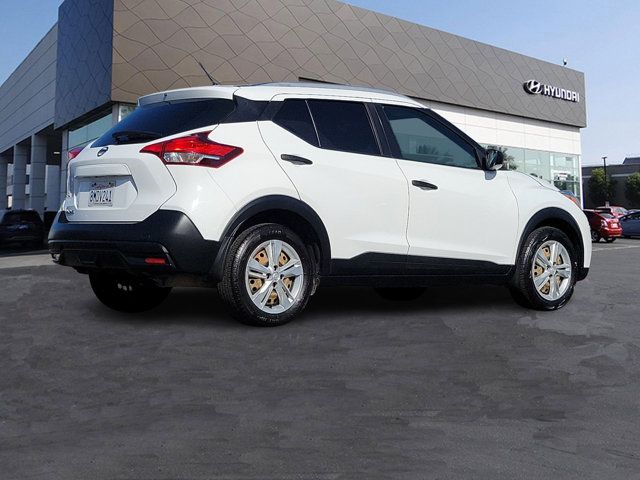 2019 Nissan Kicks S