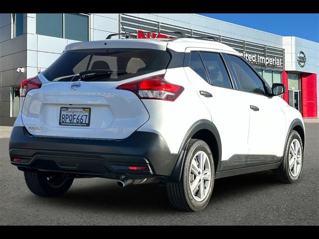 2019 Nissan Kicks S