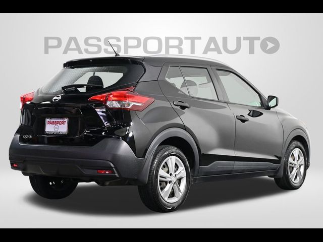 2019 Nissan Kicks S