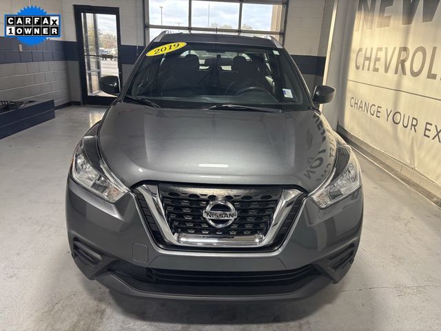 2019 Nissan Kicks S