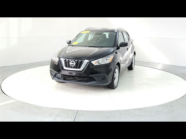 2019 Nissan Kicks S