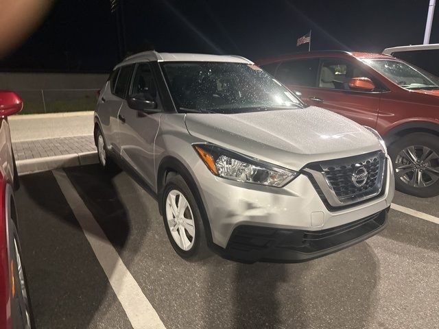 2019 Nissan Kicks S