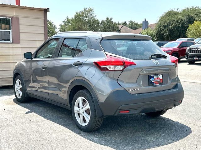 2019 Nissan Kicks S
