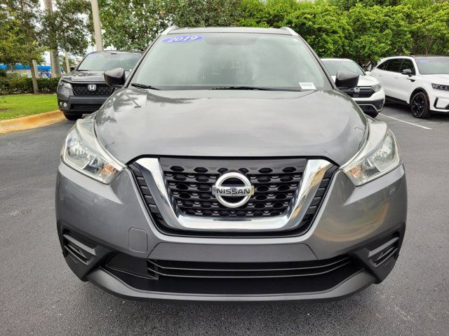 2019 Nissan Kicks S