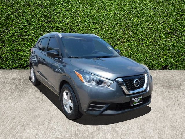 2019 Nissan Kicks S