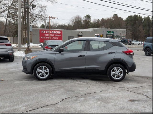 2019 Nissan Kicks S