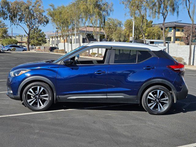 2019 Nissan Kicks SR