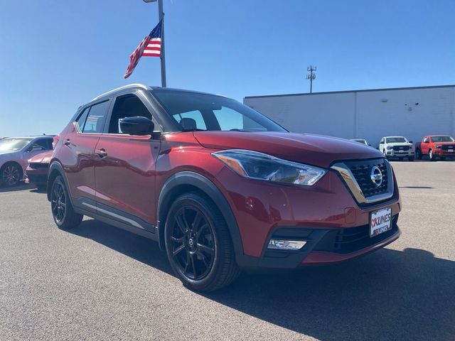 2019 Nissan Kicks SR