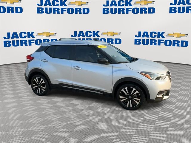 2019 Nissan Kicks SR